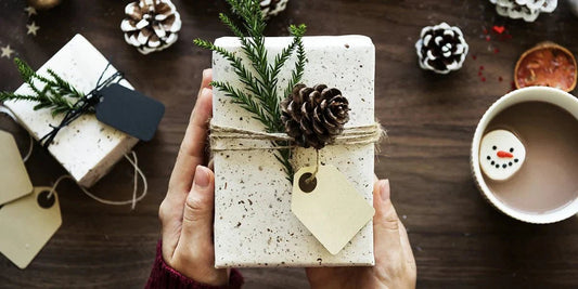 Creative Ways to Give a Gift - MOVA Globes International