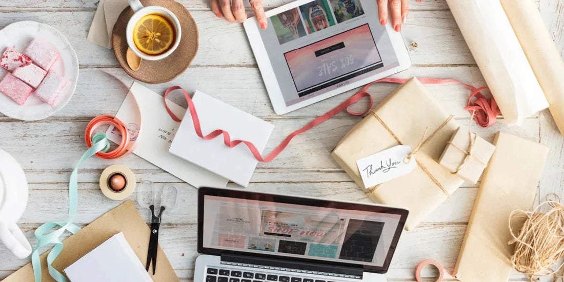 How to Choose the Perfect Corporate Gift in 7 Steps - MOVA Globes International