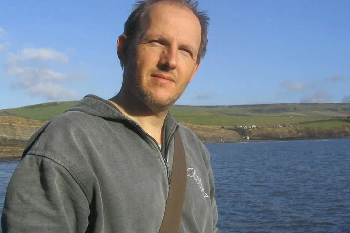 Robin Koni Artist Profile