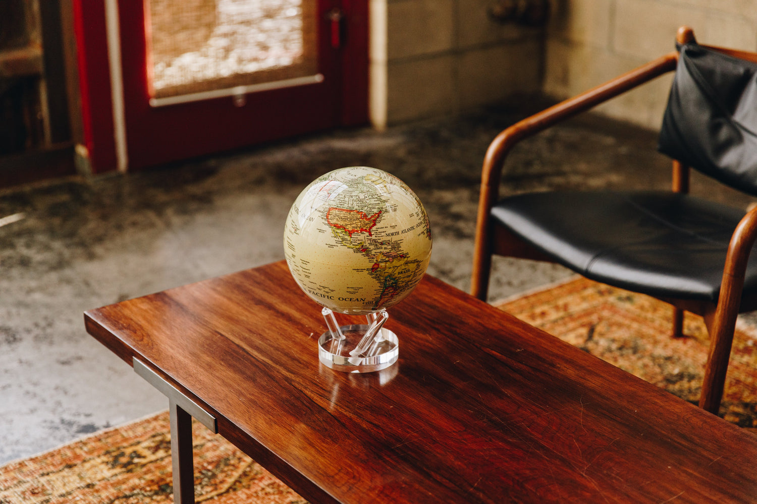 Antique Globes - MOVA Globes International