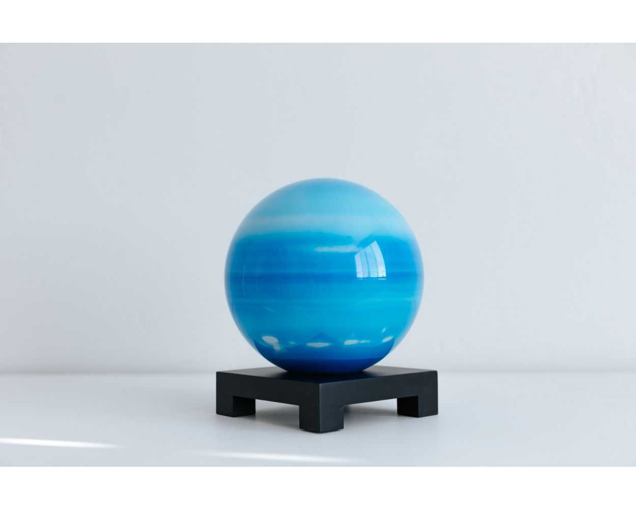 Uranus Globe
