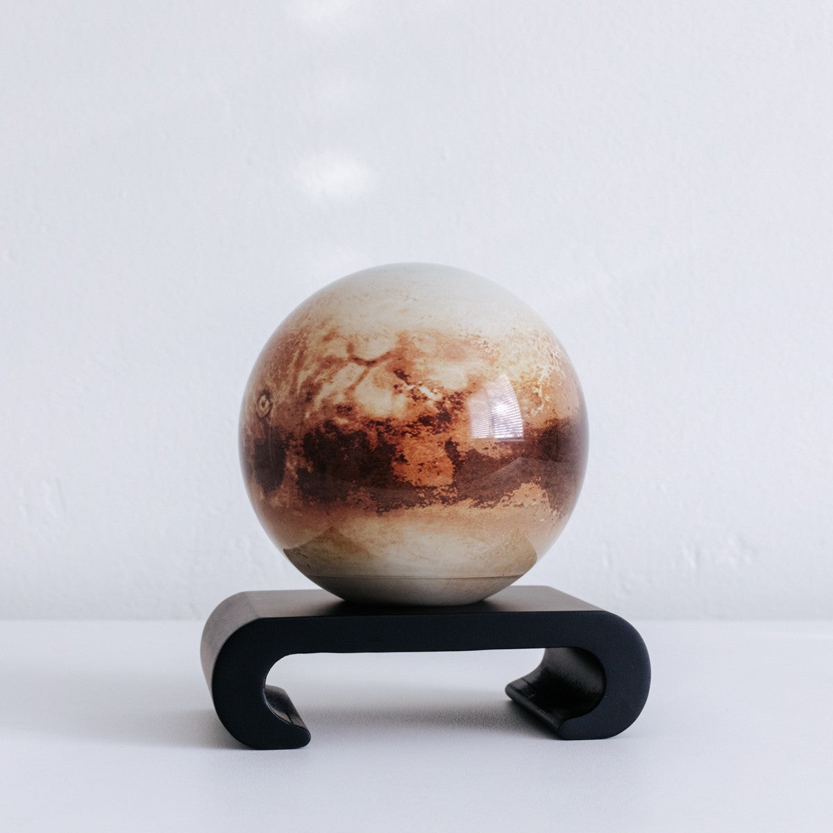 Pluto Globe