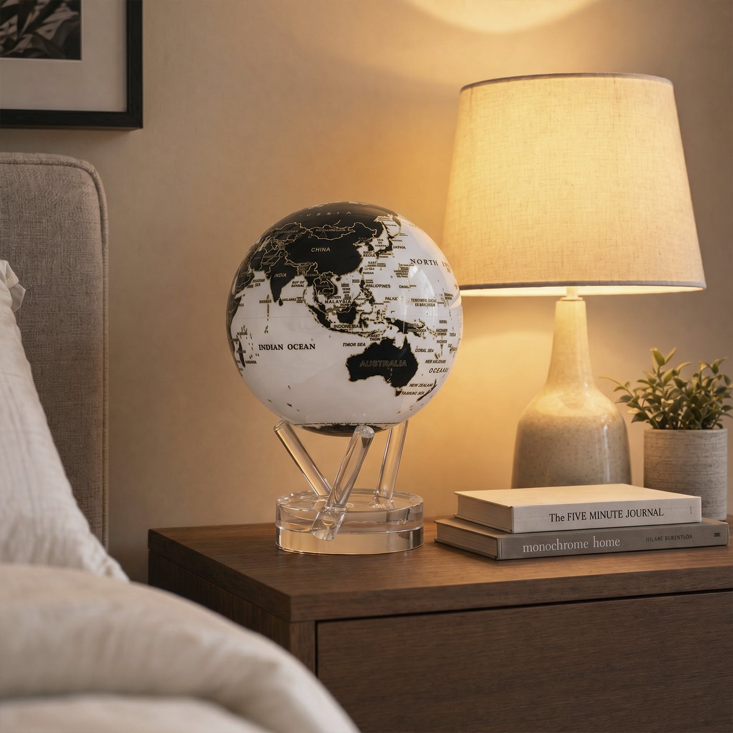 Gilded Terra Lux MOVA Globe