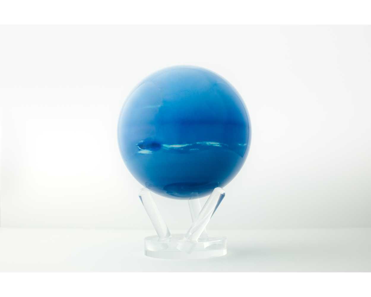 Neptune Globe