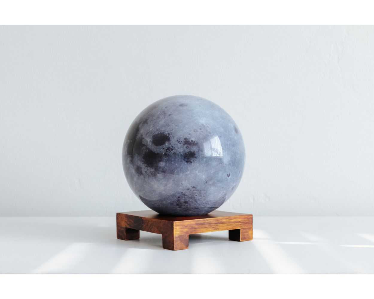 Moon Globe