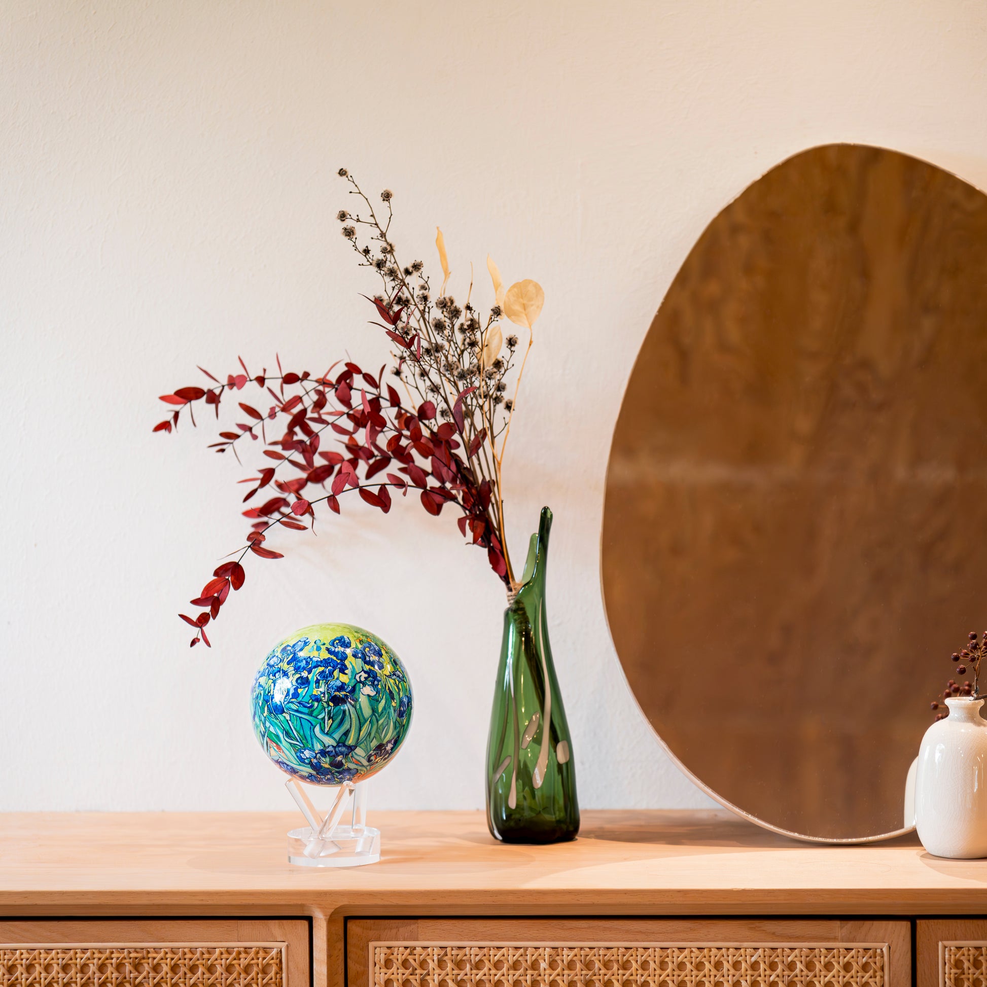 Van Gogh Irises MOVA Globe