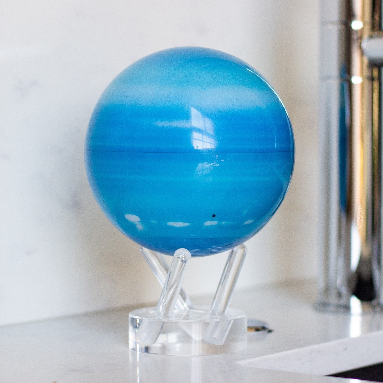 Uranus Globe