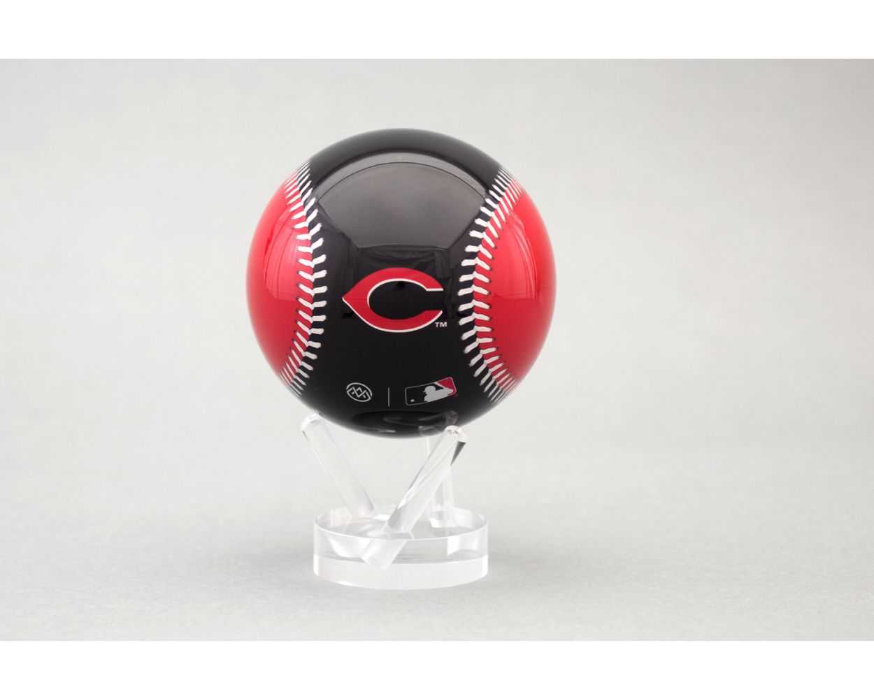 MLB® Reds™ MOVA Globe